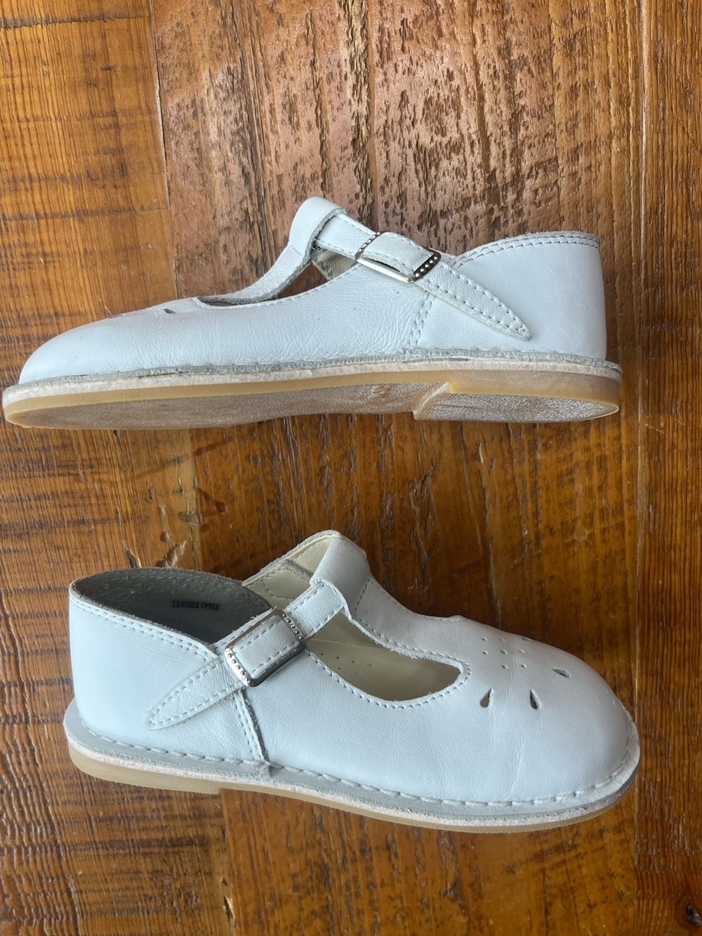L'Amour White Girls' T-Strap Dress Shoe with Buckle Size 10 - Picture 5 of 15